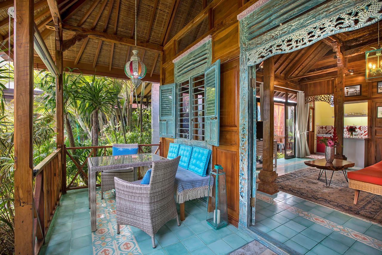 Villa Kampung Lestari